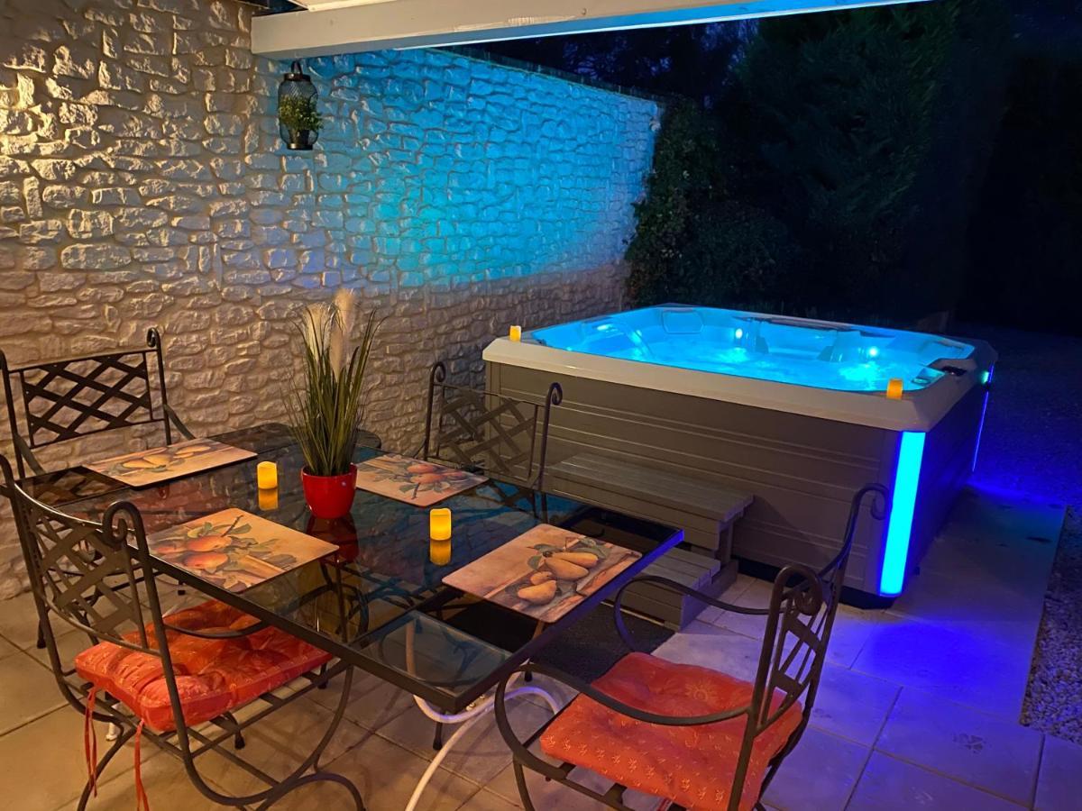 Mas Beau Soleil & Spa Cottages De Charme Avec Jacuzzi&Jardin Prives Saint-Rémy-de-Provence Exterior foto
